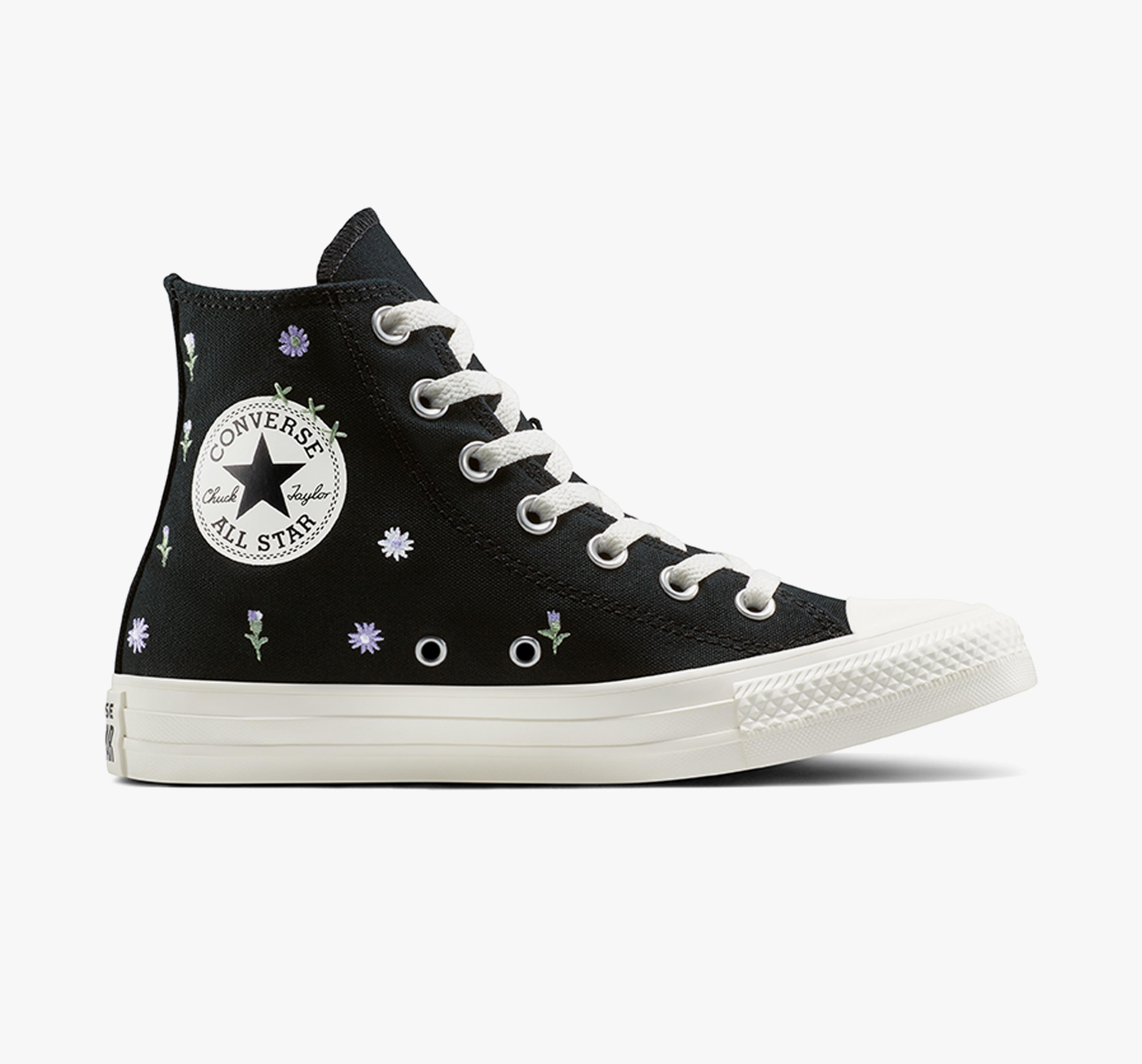 Chuck Taylor All Star Embroidered Flowers
