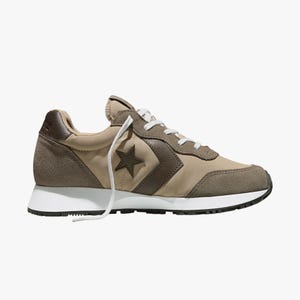 Converse Omega Trainer Suede
