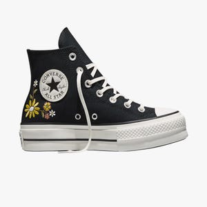 Chuck Taylor All Star Lift Platform Embroidered Flowers