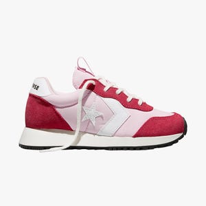 Converse Omega Trainer